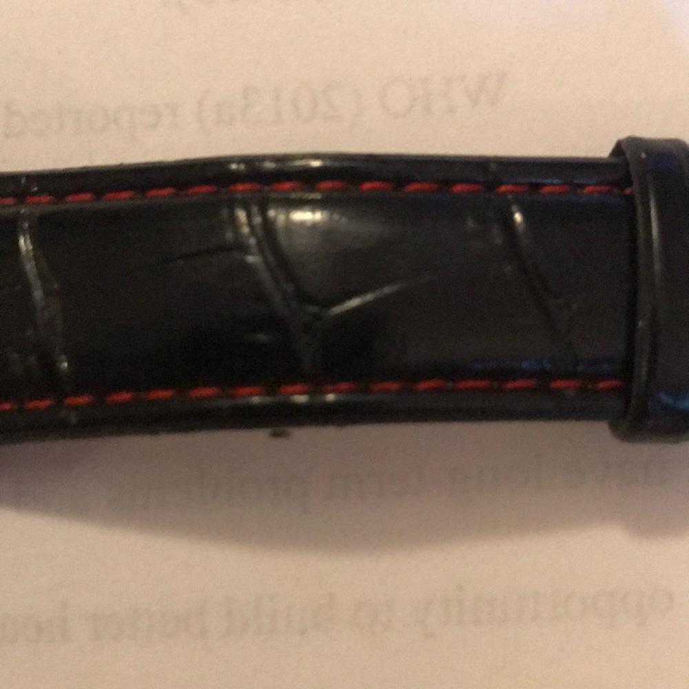Watch - Picture 2 of 3